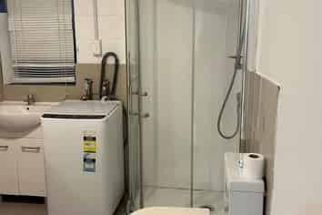 1004 East Coast Road, Fairview Heights