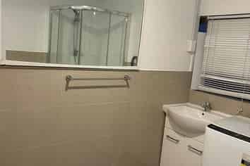 1004 East Coast Road, Fairview Heights