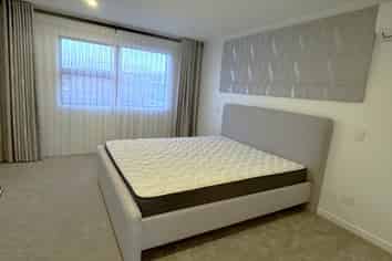 9 Nerita Place, Long Bay