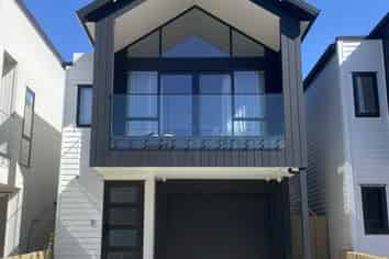 9 Nerita Place, Long Bay