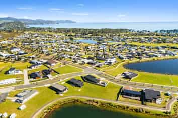 3 Boat Ramp Road, Matarangi