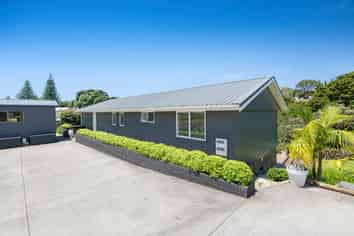53 Hauraki Road , Leigh