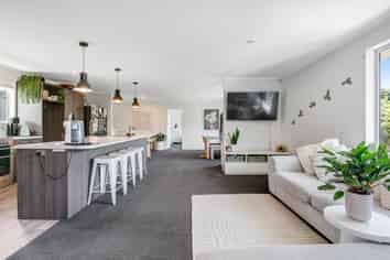 53 Hauraki Road , Leigh