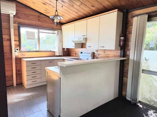 3 Chestnut Grove, Maungaraki