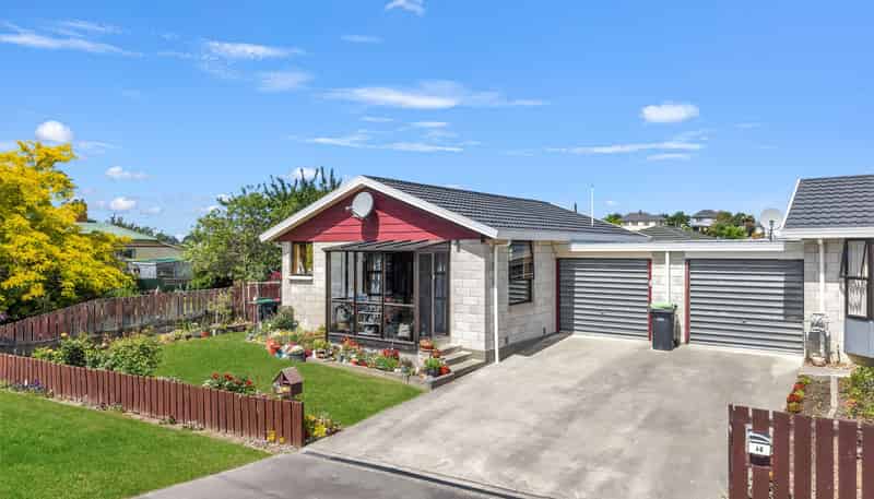 38 Grants Road, Marchwiel