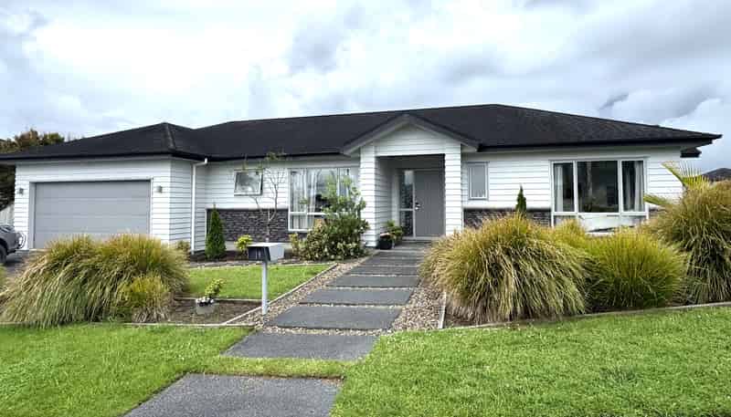 19 Whaley Greens, Silverdale