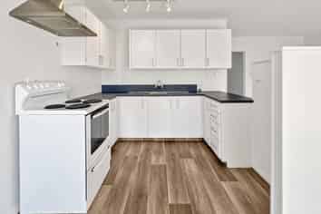 9/81 Lake Road , Belmont