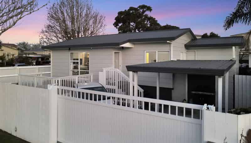 14A Lorraine Ave, Mount Albert