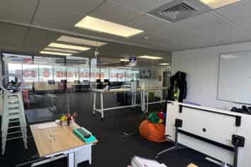 Fantastic Offices with Lift Access!!