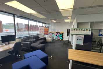 Fantastic Offices with Lift Access!!