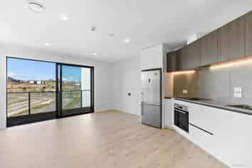 423/3 Kaipiho Lane, Albany