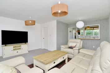 3/100 Huxley Street, Sydenham