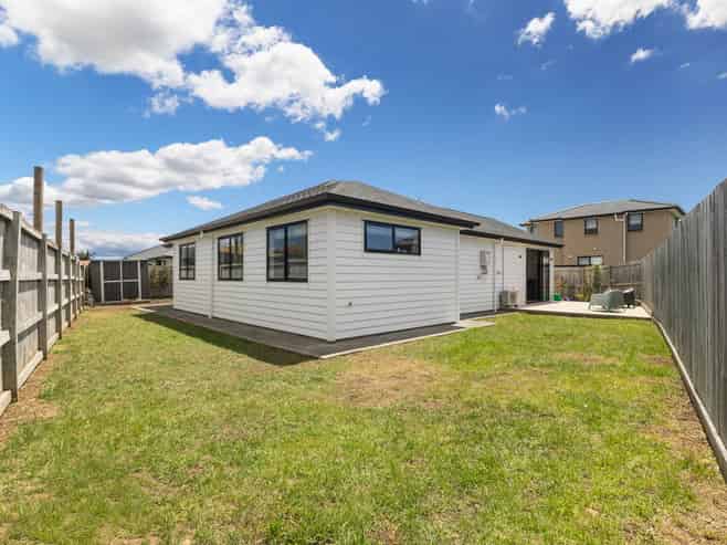 7B Tomes Lane, Favona