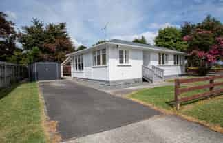 8 Thompson Street, Leamington