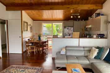 37A Cliff Road, Torbay