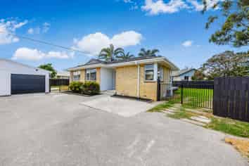 23 Eccles Place, Otara