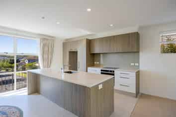 127 Barbarich Drive, Stonefields