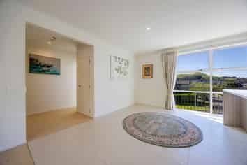 127 Barbarich Drive, Stonefields