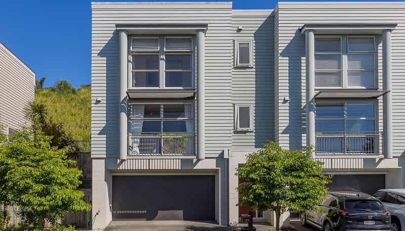 127 Barbarich Drive, Stonefields