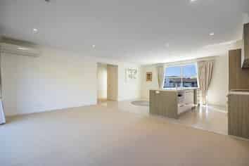 127 Barbarich Drive, Stonefields