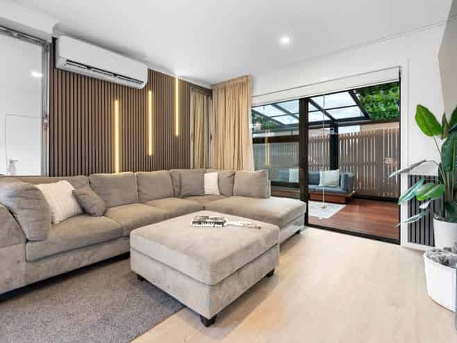 102 Te Tihi Street, Wiri