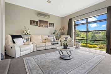 14 Regis Lane, Flat Bush