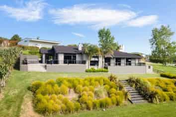 14 Regis Lane, Flat Bush