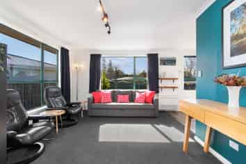 32 O'Briens Road, Sockburn