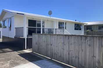 23 High Street East, Waitara