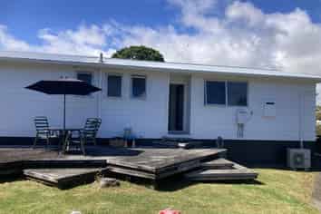 23 High Street East, Waitara