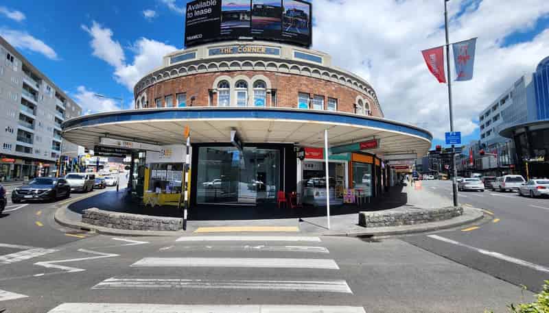 Retail 4/270 Broadway, Newmarket