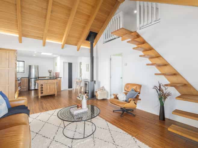 24 Jacksons Road, Lyttelton