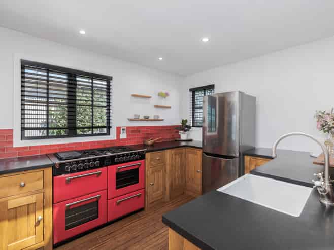 24 Jacksons Road, Lyttelton