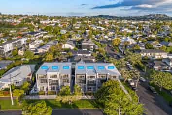 Lot 7/26 Lancing Road, Sandringham