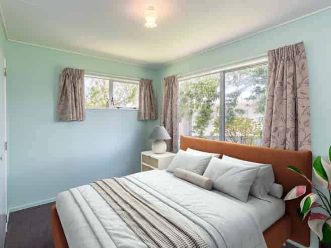 16 River Road, Masterton