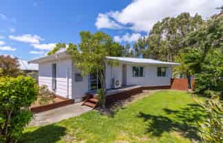 16 River Road, Masterton