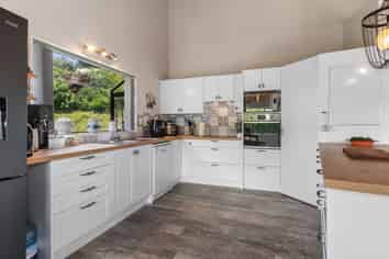 9 Ngahere Drive, Horahora