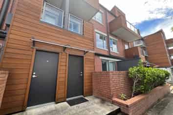 5C/160 Hobsonville Point Road, Hobsonville