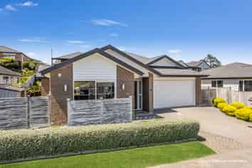 21 Jeroboam Loop, Huapai