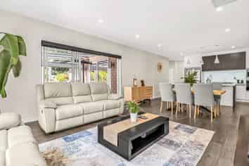 21 Jeroboam Loop, Huapai