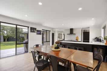 31 Woodglen Drive, Woodend