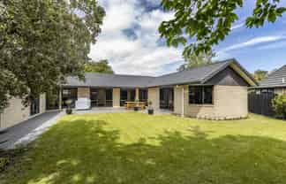 31 Woodglen Drive, Woodend