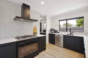 31 Woodglen Drive, Woodend