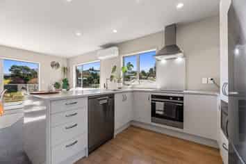 53 Graham Place, Bellevue