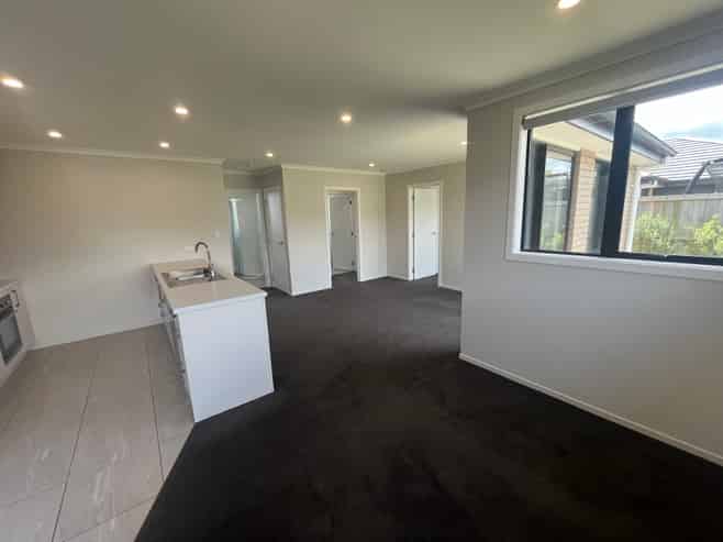8/3 North Ridge Drive, Rototuna North