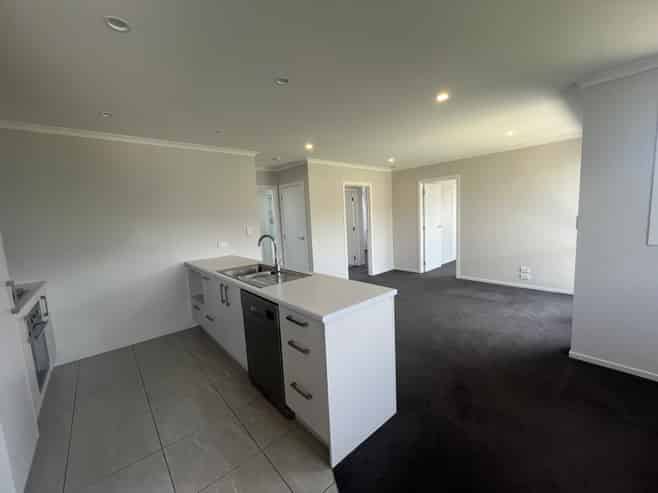 8/3 North Ridge Drive, Rototuna North