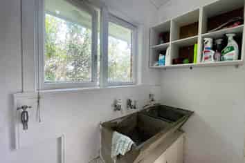 31 Landon Avenue, Mangere East