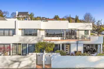 3/27 Shelbourne Street, Nelson