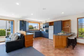 5 Royleen Street, Casebrook