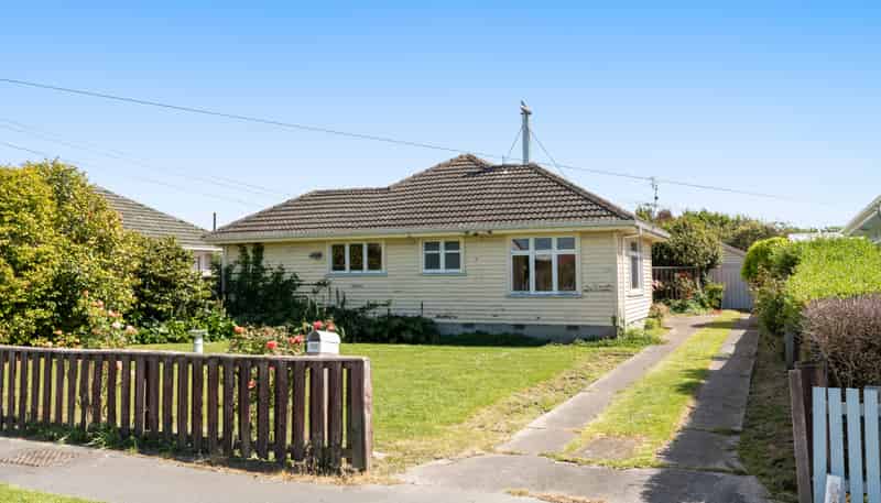 63 Coopers Road, Dallington